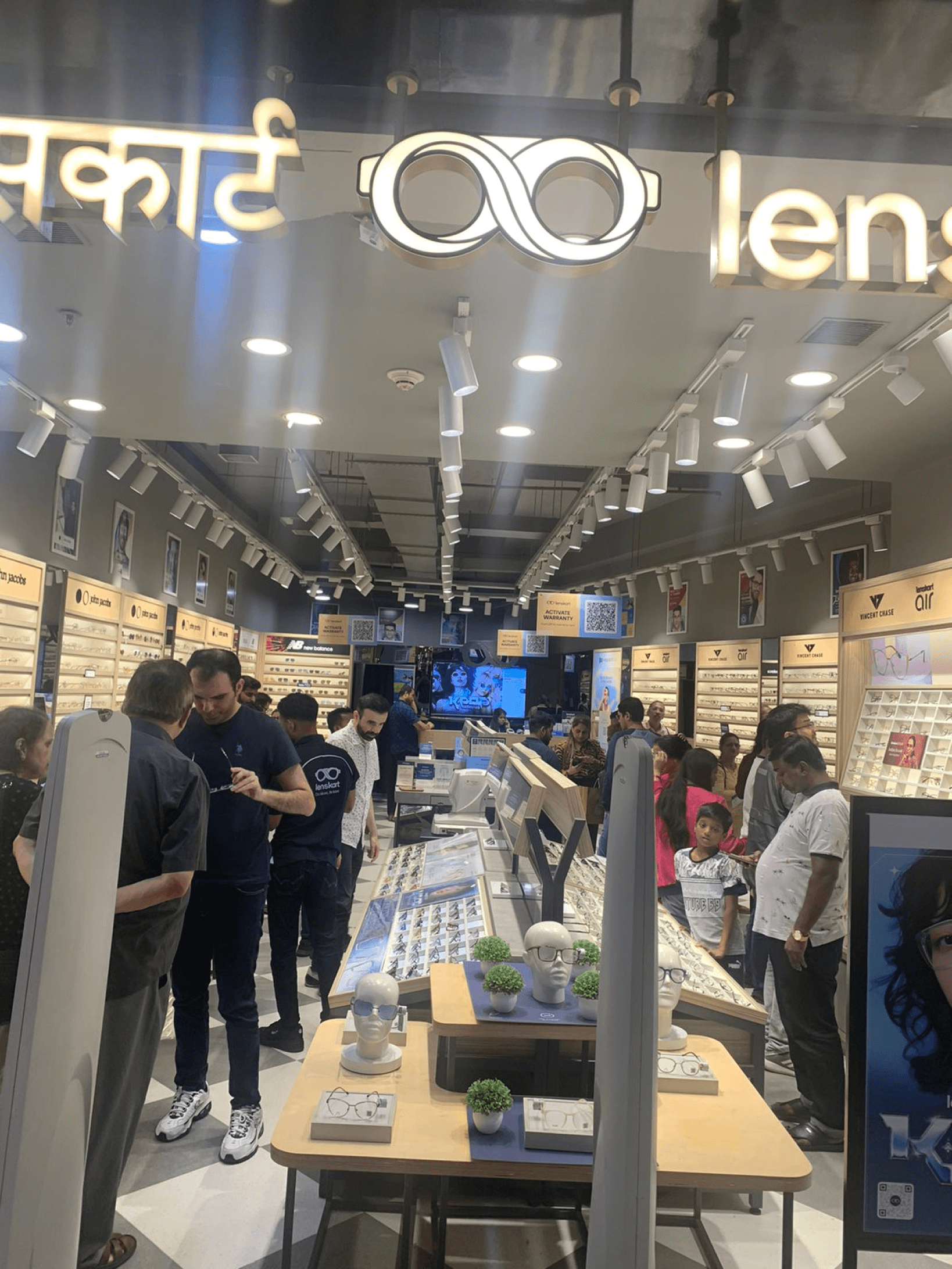 On-site observation at a Lenskart store